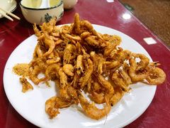 炸河虾-北京龙庆四季香农家饭庄·灶台鱼·碳烤虹鳟鱼(龙庆峡店)