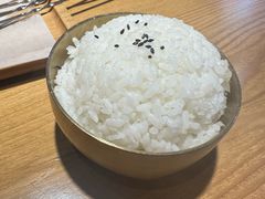 -三顾烤庐·烤鱼·烧烤·龙虾(奉贤店)
