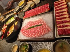 -三出山火锅(南京万象天地店)