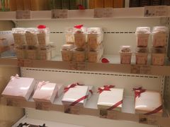 零售区-好利来(北新桥店)