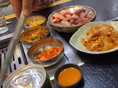 -臻牛烤肉