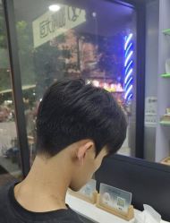 -尤司男士国潮理发馆