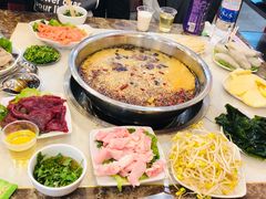 -朱氏胖子烂火锅(洪崖洞店)