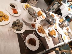 -领鲜活海鲜榴莲自助火锅(东门店)