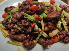 小炒黄牛肉-江南驿·二十余年创意杭帮味(良渚玉鸟集店)