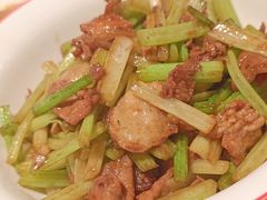 -二厨·吊桥小院·脆皮烧鸡公·本地农家菜(沿江西路店)