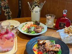-秘密旅行Bonjour(黑金冠 江南西店)