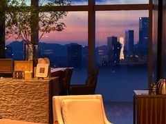 -君悦酒店·大堂酒吧·高空下午茶·暮色微醺