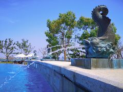 -上海滴水湖皇冠假日酒店