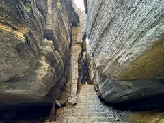 -梭布垭石林景区