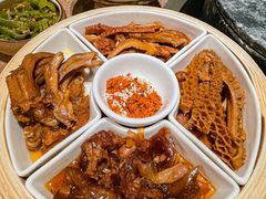 -蘑界·野生菌火锅(深业上城店)