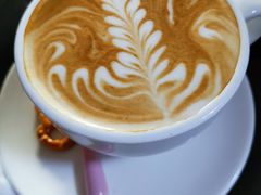 -Rabbit Cafe私房西餐甜点咖啡(栖霞路店)