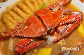 Signature Spider Crab and Yellow Croaker Noodles