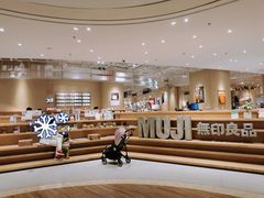 -七鲜超市(瑞虹天地太阳宫店)