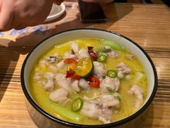 -江湖情酸菜鱼(万菱汇店)