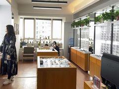-视野联行眼镜•蔡司•依视路(温江店)