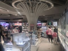 -日上免税店(三径路t3店)