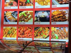 -土灶台东北大块肉烧烤(风景城邦店)