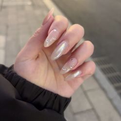 -UGIRL有个美甲
