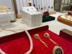 -LADY FAFA(巨鹿路陕西南路路口店)