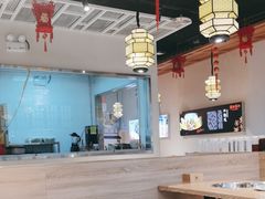 大堂-锅里锅外地锅鸡