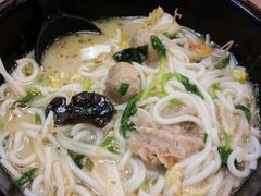 -灵芝妹子海鲜米线(香炉礁山姆店)