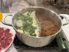 鸳鸯锅-活潑鲜跳(湖滨商业街店)