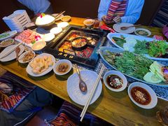 -老牌坊云南鱼豆花火锅(哈西万达店)