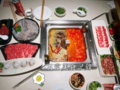 -海底捞火锅鲜切牛肉主题店(长寿路店)