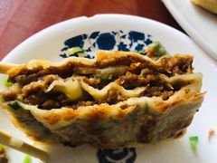 牛肉大葱千层饼-香河肉饼世家(家具大道店)