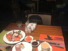 -岷山饭店-芝芝自助餐厅