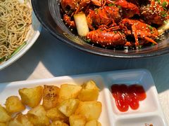 -肥肥虾庄·金牌油焖大虾(沙湖店)