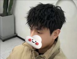 -海文先生国潮烫染男士理发馆