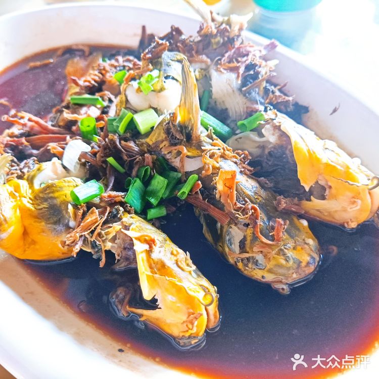 # 绍兴历史保护街区美食