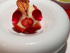 -弦月窗LUNETTE BY AMANDA(复兴路店)