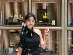 -王府井百货熙地港店