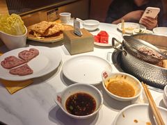 -犇鼎牛潮汕牛肉火锅(新辰里学清路店)