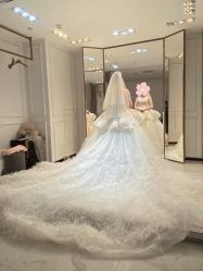点击看大图 -GRACE KELLY婚纱与礼服(北京店)