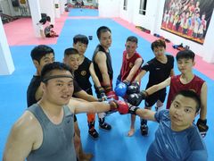 -龙飞散打搏击俱乐部