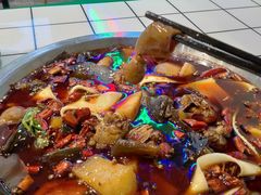 -晓彭肥肠鸡·泡椒鸡火锅(水木天地店)