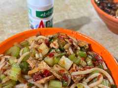 -玲玲米粉·新疆现炒米粉(大十字总店)