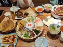 -怪噜范·老贵阳街头名小吃(鸿通城店)