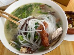 银牌过桥米线-德致祥云南过桥米线(云天小苑店)