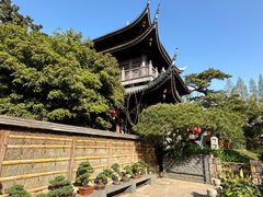 -龙华寺
