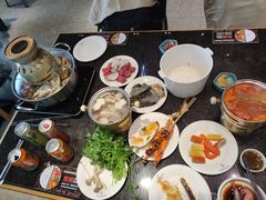 -川骄海鲜自助(王府井奥莱UP TOWN店原世界之花店)