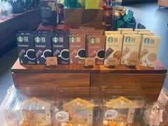 -星巴克(迪士尼小镇店)