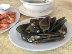 -源海渔村·现捞海鲜(大角湾店)
