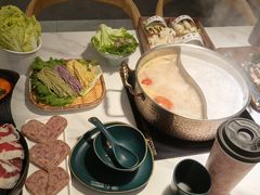 -椰子湾·海南火锅·糟粕醋·椰子鸡(正大广场店)