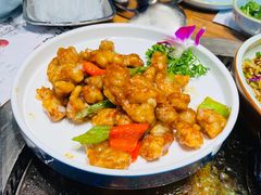 -山河屯铁锅炖·非遗东北菜(南山店)
