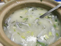-盛燕泥丁粥